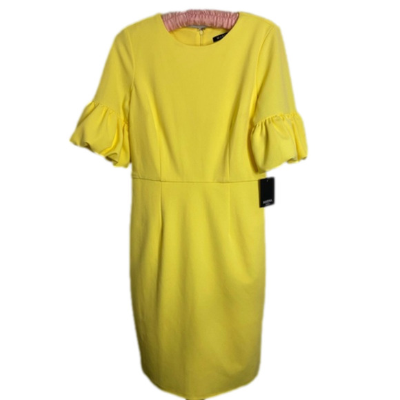 Marina - SATIN LONG SLEEVE yellow size 8 NWT - Picture 1 of 6